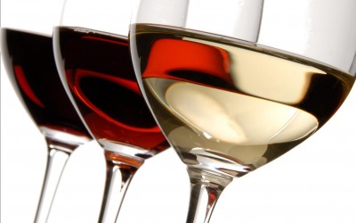 Envie d’apprendre à goûter les vins ? Ces cours d’œnologie sont faits pour vous !