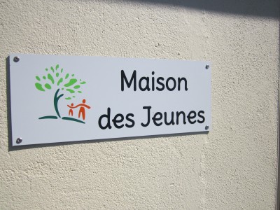 Plaque "Maison des Jeunes"